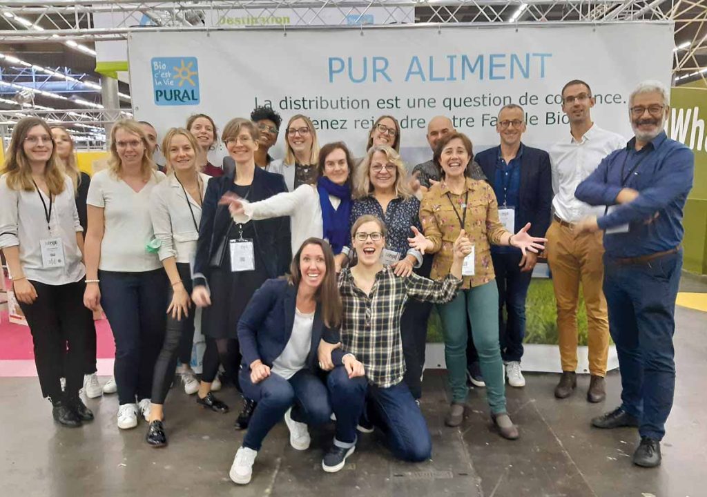 La bonne humeur et le dynamisme : la marque de fabrique des équipes Pur Aliment ! Comme ici lors du salon Natexpo 2021, à Paris.